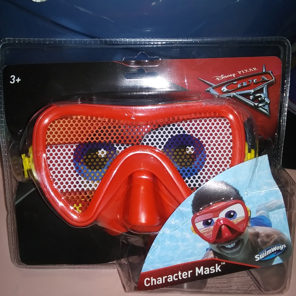 SwimWays Disney Pixar Cars Lightning McQueen Swim Mask